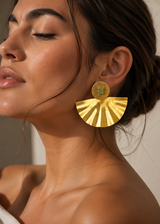 Abanico Earrings – 24K gold-plated handmade jewelry by Guapíssima