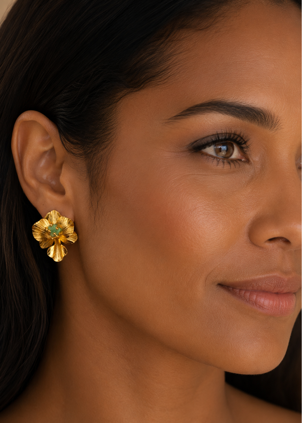 Bloom Earrings – flower-inspired artisan gold earrings by Guapissima