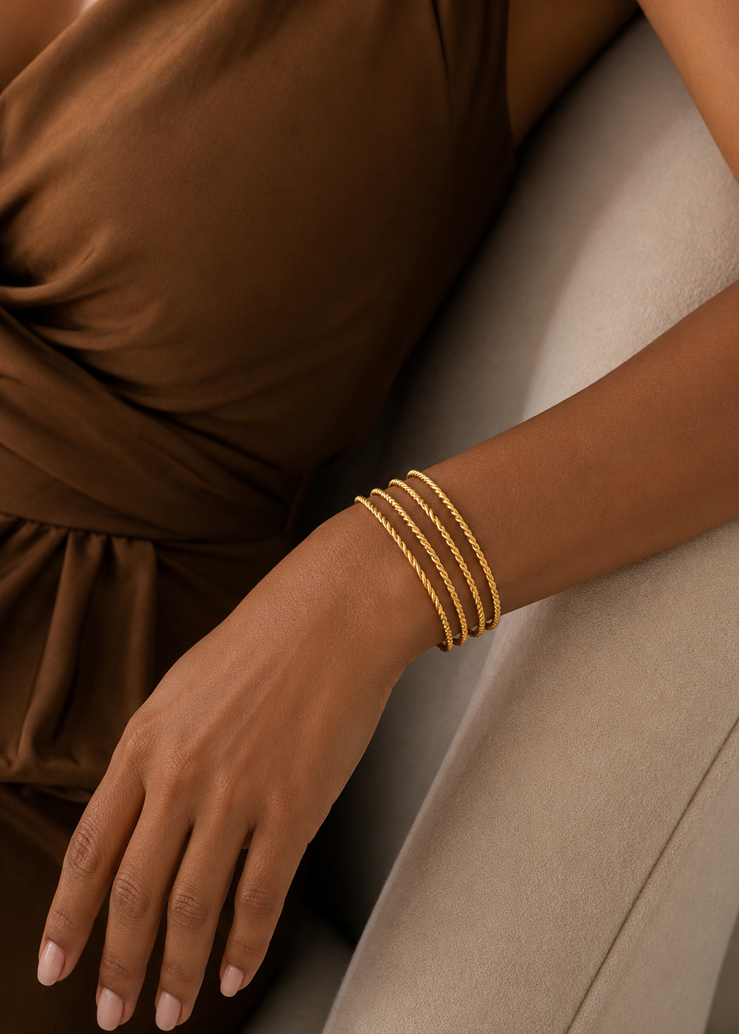 Lazos Cuff – 24K gold-plated handmade cuff bracelet by Guapíssima