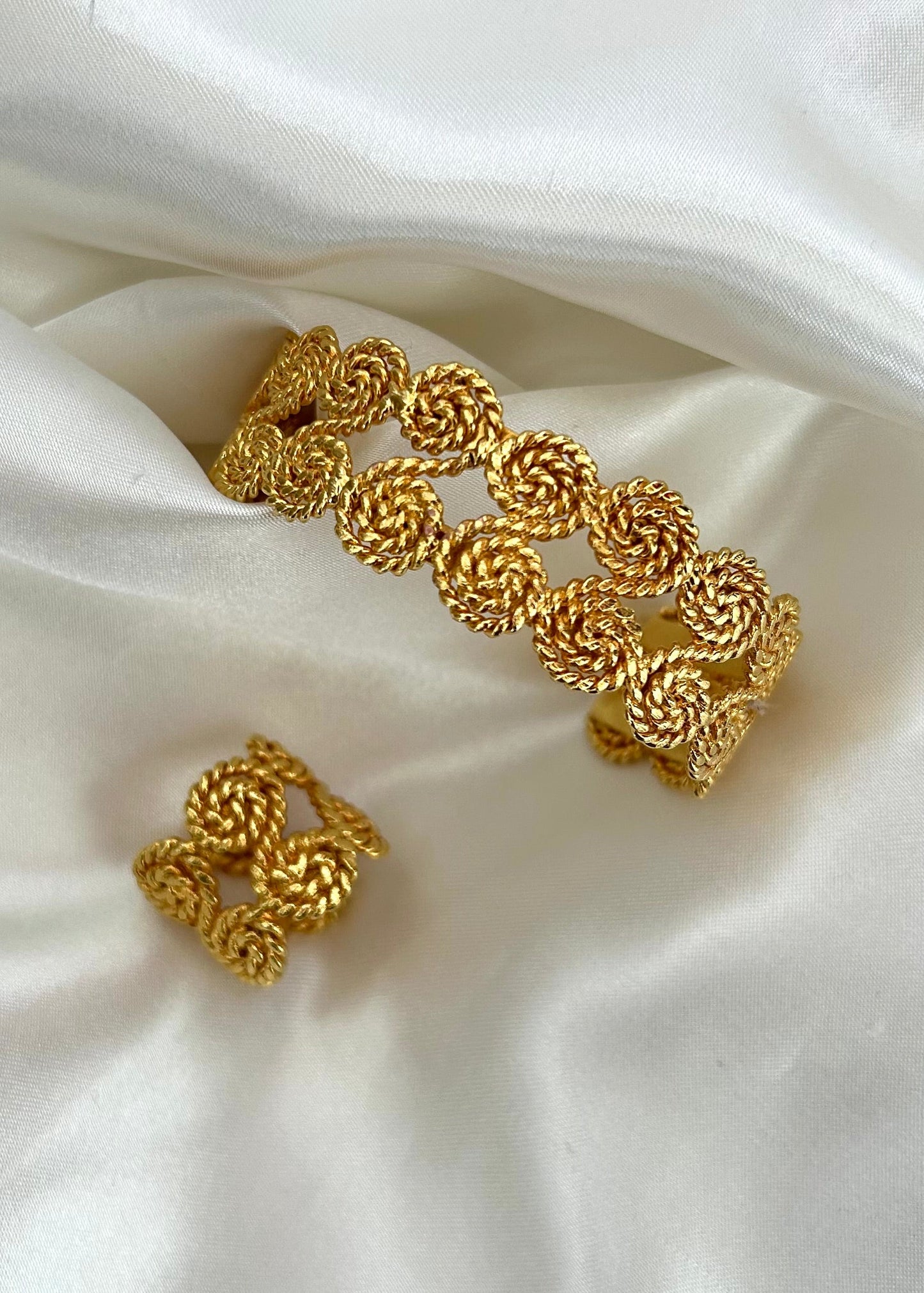 Twist of Gold - The Full Collection