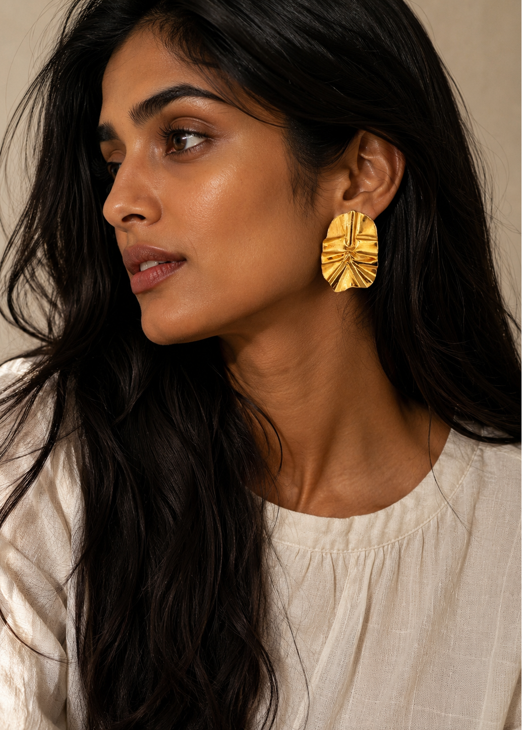 Tara Earrings – 24K gold-plated handmade statement jewelry by Guapíssima